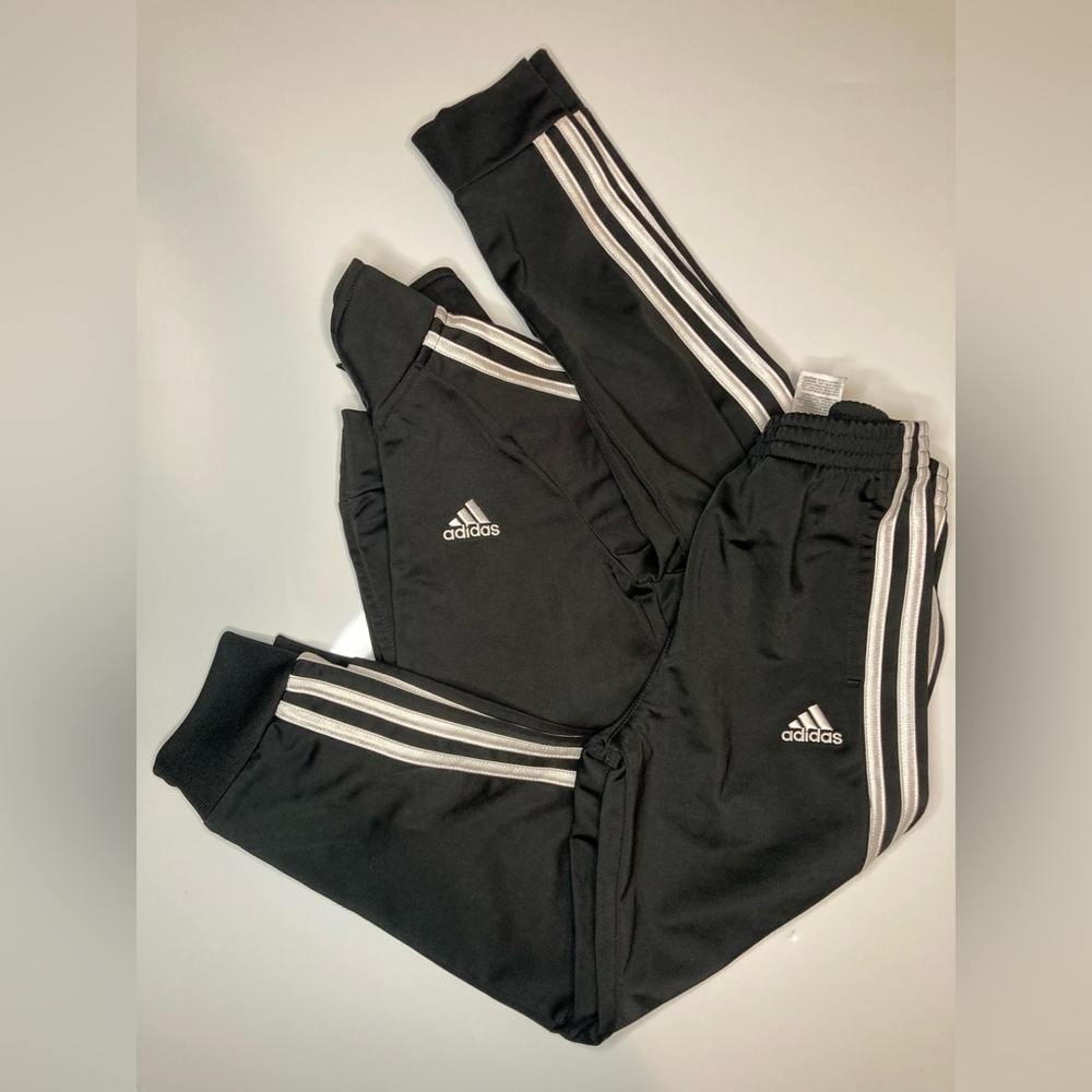 Adidas 2pc set - Picture 2 of 16
